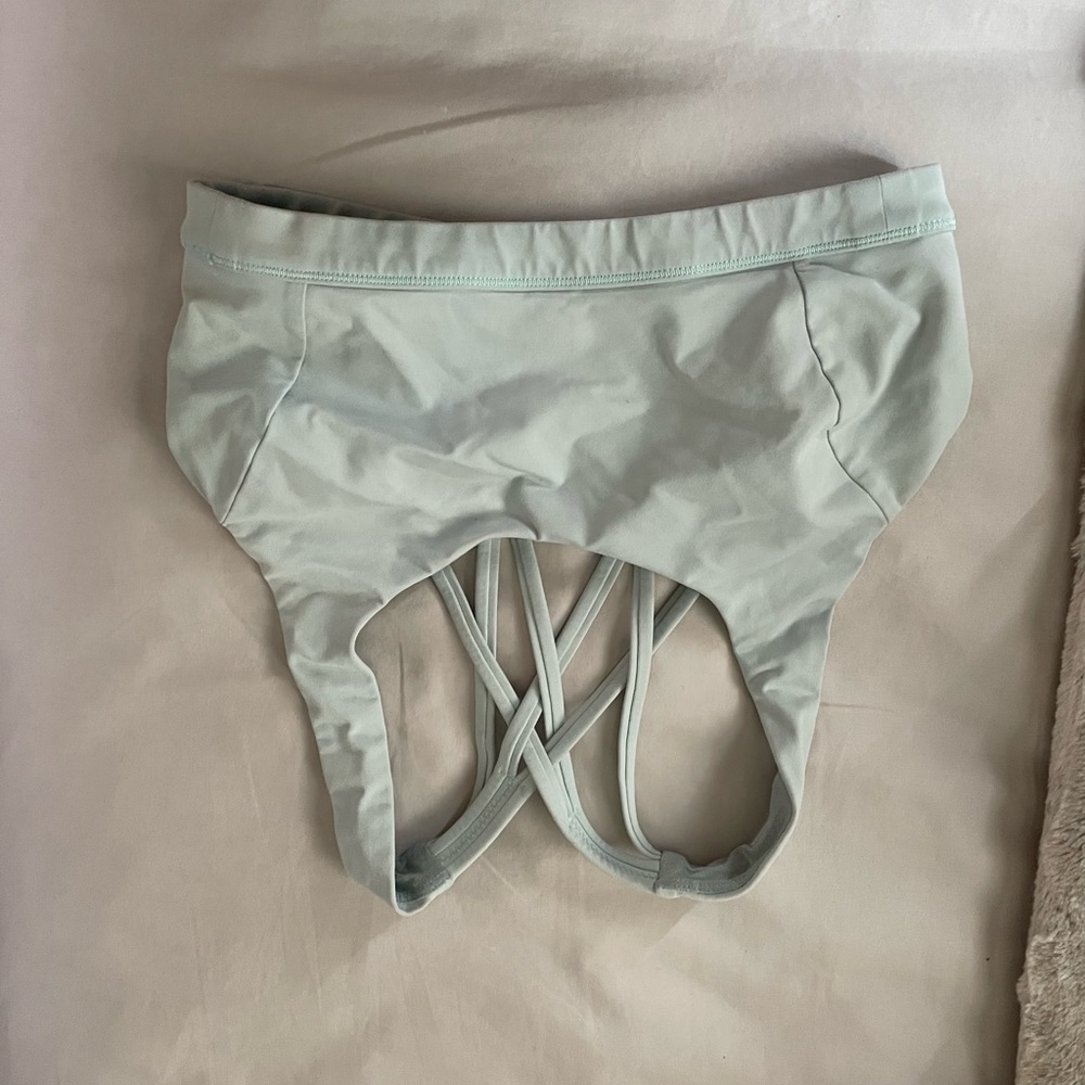 Tiffany blue lululemon bra